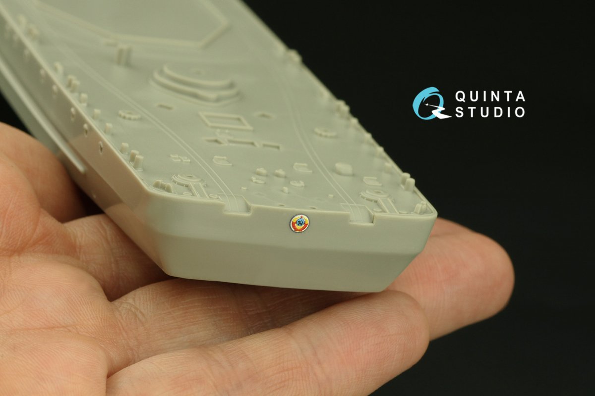 Quinta Studio QP135004 Étoiles et emblèmes nationaux pour navires de guerre soviétiques/russes 1/350 – image 9