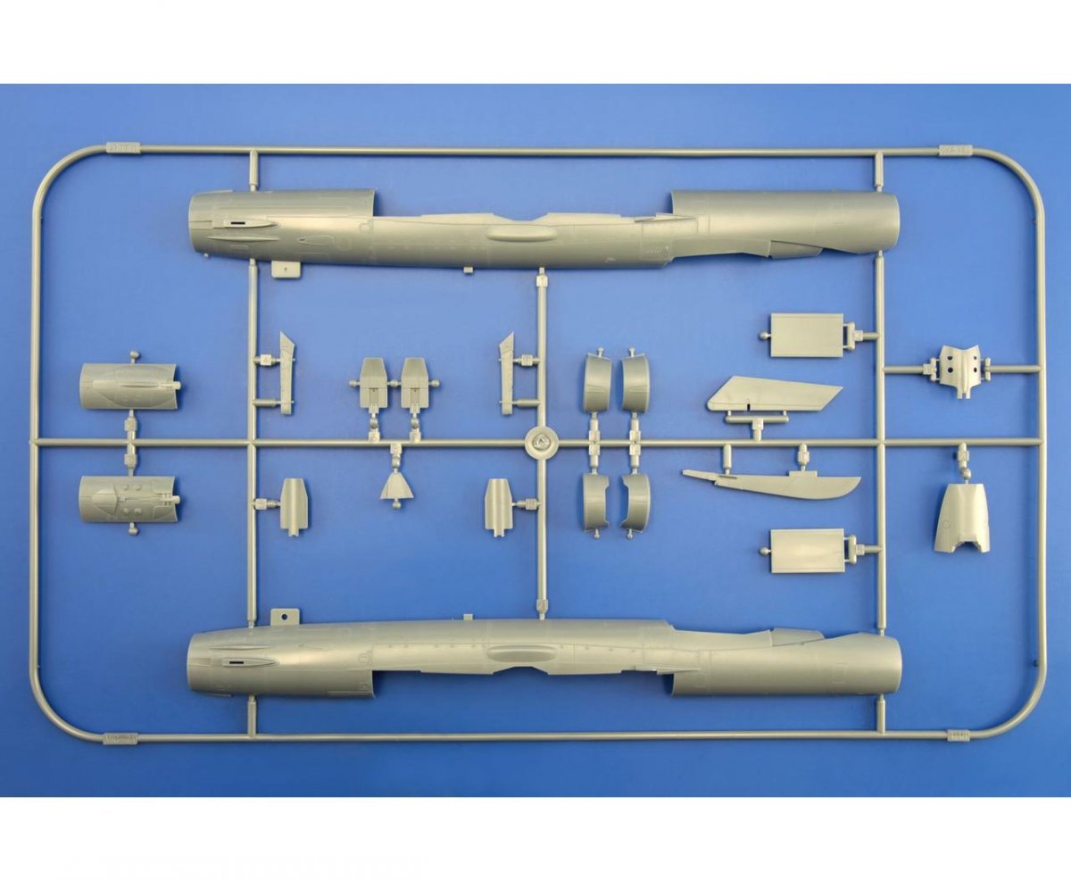 Eduard 84127 MiG-21PF 1/48 – Bild 9