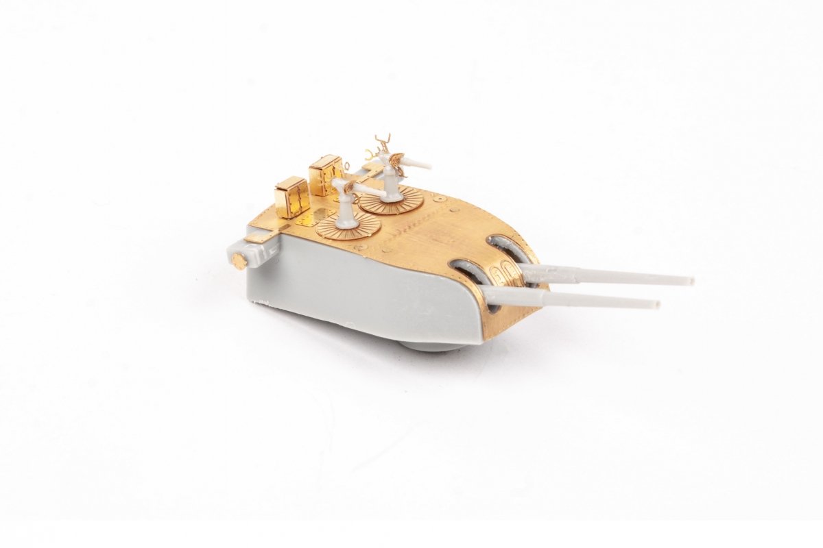 Eduard 53265 HMS York TRUMPETER 1/350 – image 12