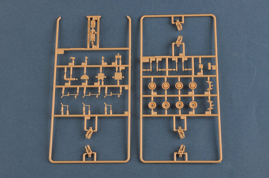 Hobby Boss 82952 15U175 TEL of RS-12M1 Topol-M ICBM complex 1/72 – image 14