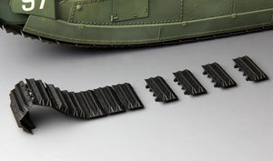 Meng Model TS-009 Char 2C French Super Heavy Tank 1/35 – image 10