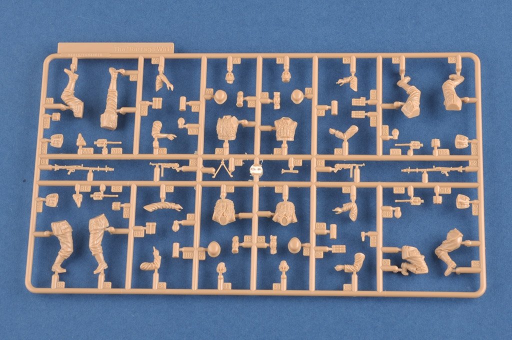 Hobby Boss 84416 German Infantry &amp;quot;The Barrage Wall&amp;quot; 1/35 – obrázek 3