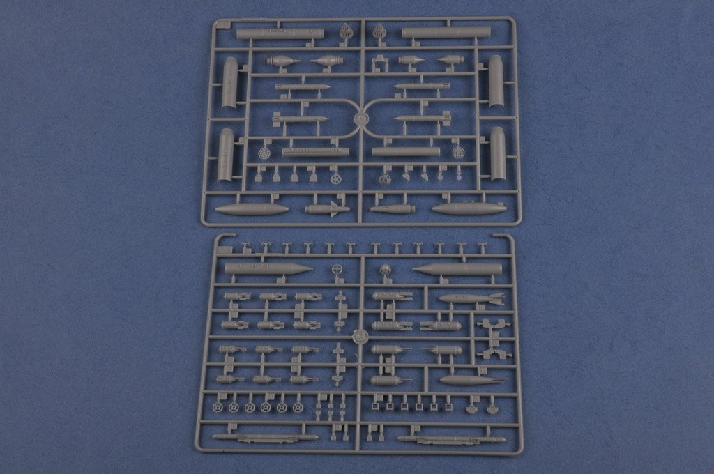 Hobby Boss 81758 Su-17M4 Fitter-K 1/48 – obrázek 9