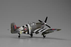 Hobby Boss 80243 P-51 C Mustang 1/72 – image 2