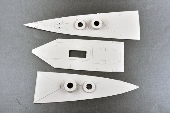 Trumpeter 03710 HMS Hood Battle Cruiser 1/200 – image 10