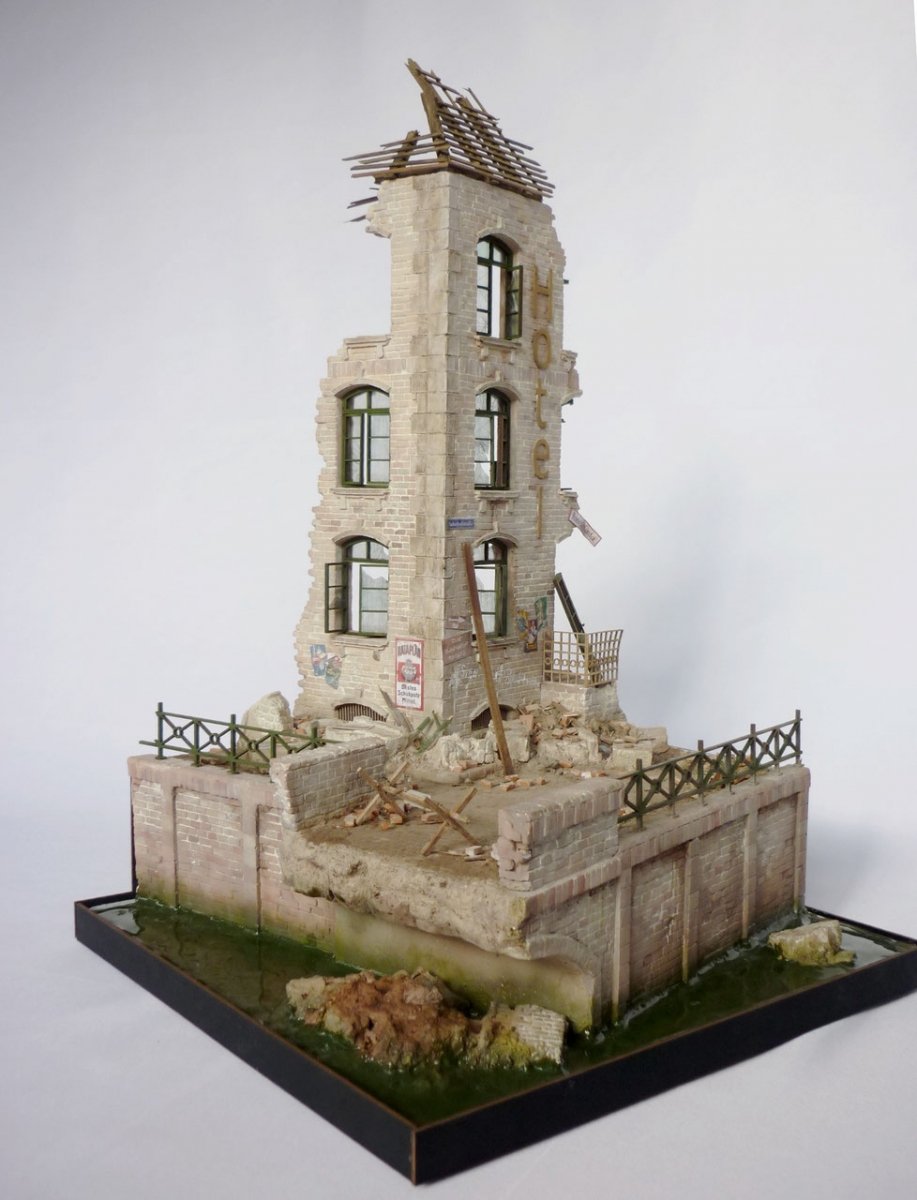 RT-Diorama 35278 Diorama-Base: &amp;quot;The Hotel&amp;quot; 1/35 – obrázek 8