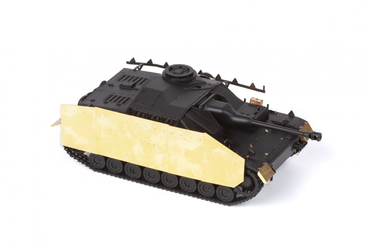 Eduard 36505 tuG IV (Sd. Kfz. 167) schurzen ZVEZDA 1/35 – obrázek 2