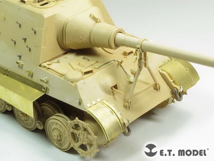 ET Model EA35-094 WWII German Panzerjager &amp;quot;Jagdtiger&amp;quot; Fender &amp;amp; Side Skirts 1/35 – image 3