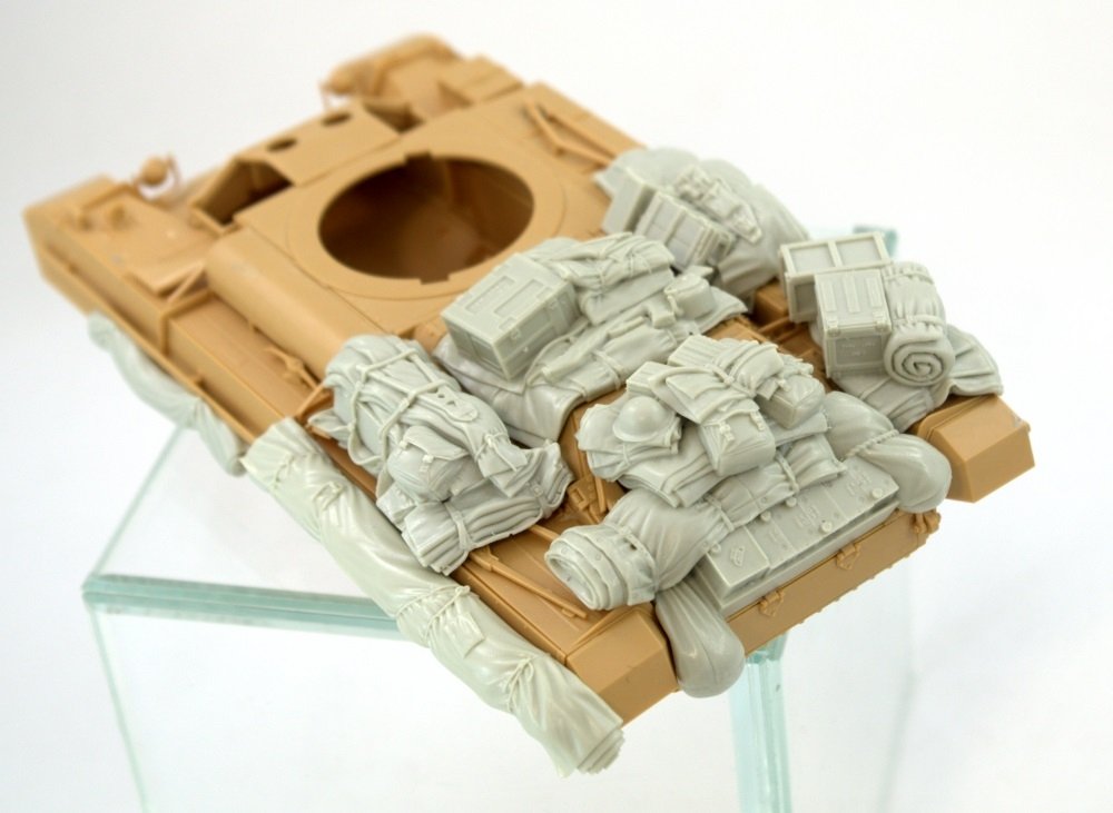 Panzer Art RE35-726 Mk.III “Valentine” Stowage set 1/35 – image 3