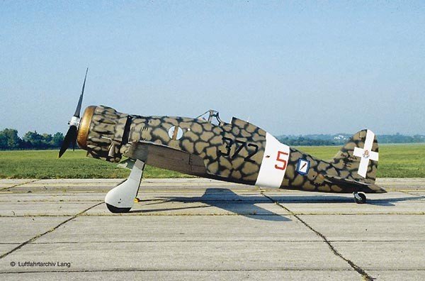 Revell 03991 Macchi C.200 Saetta 1/72 – Bild 3