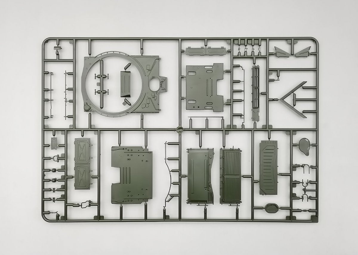 Amusing Hobby 35A050 Russian Main Battle Tank T-90A FULL INTERIOR 1/35 – image 6