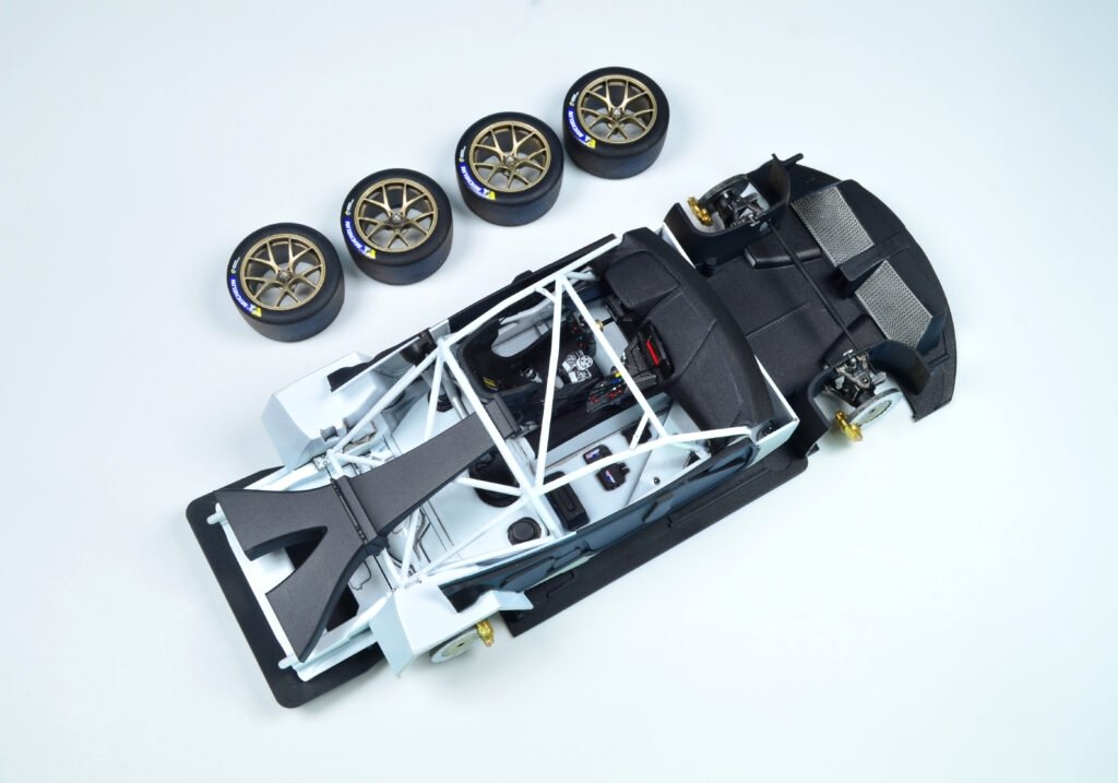 NuNu PN24010 BMW M8 GTE VAINQUEUR DE DAYTONA 2019 1/24 – image 10