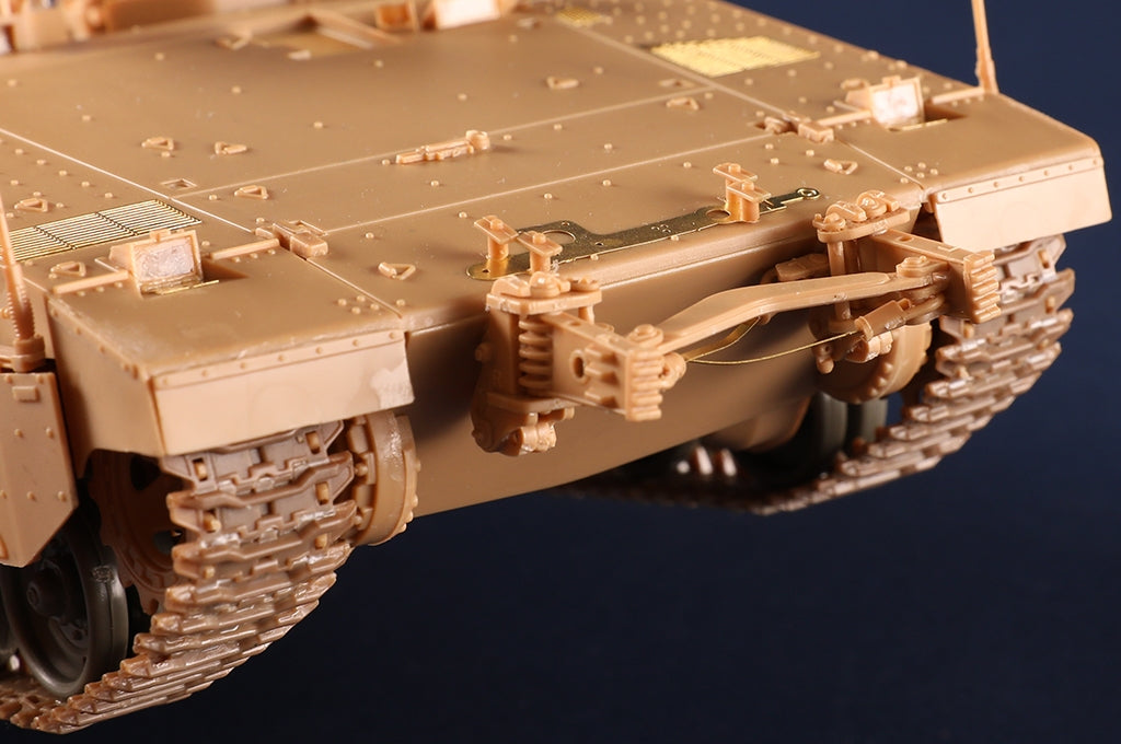 Hobby Boss 84524 IDF Namer-1 IFV 1/35 – image 18