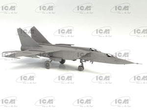 ICM 72178 MiG-25PU Soviet Training Aircraft 1/72 – image 4