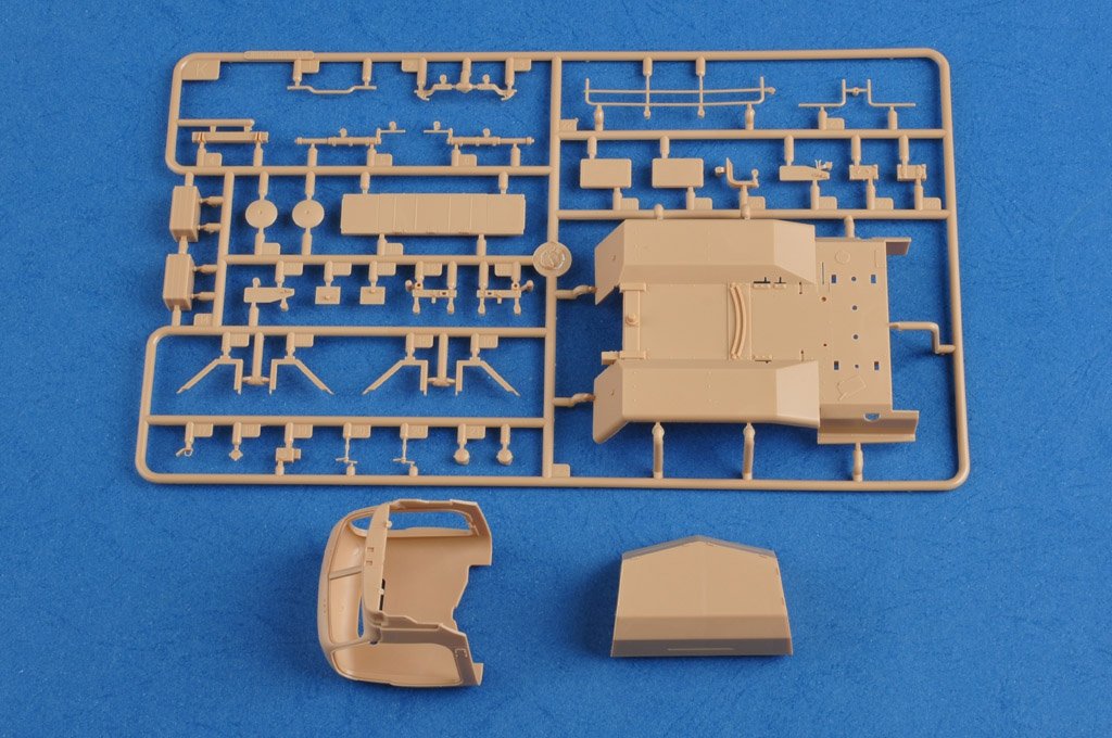 Hobby Boss 83846 Russian BM-13N 1/35 – image 5