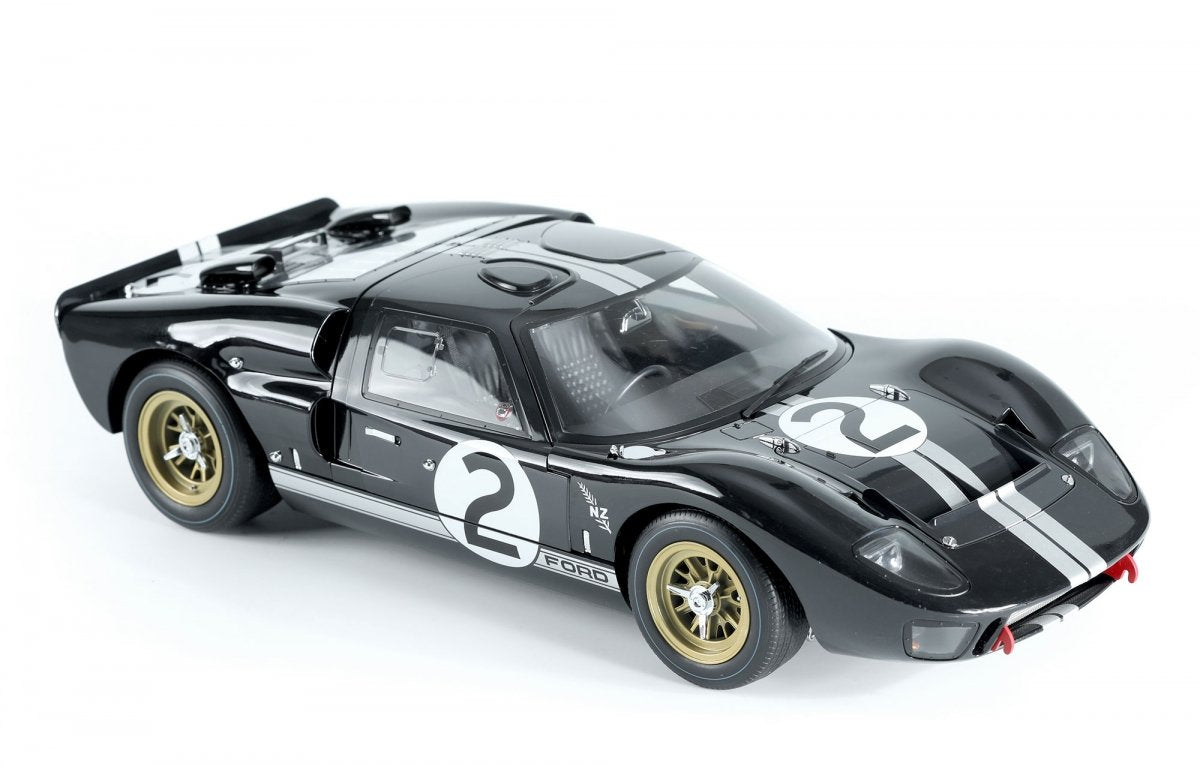 Meng Model RS-003 Ford GT40 Mk.II &amp;#39;66 Champion (pre-colored) 1/12 – Bild 3