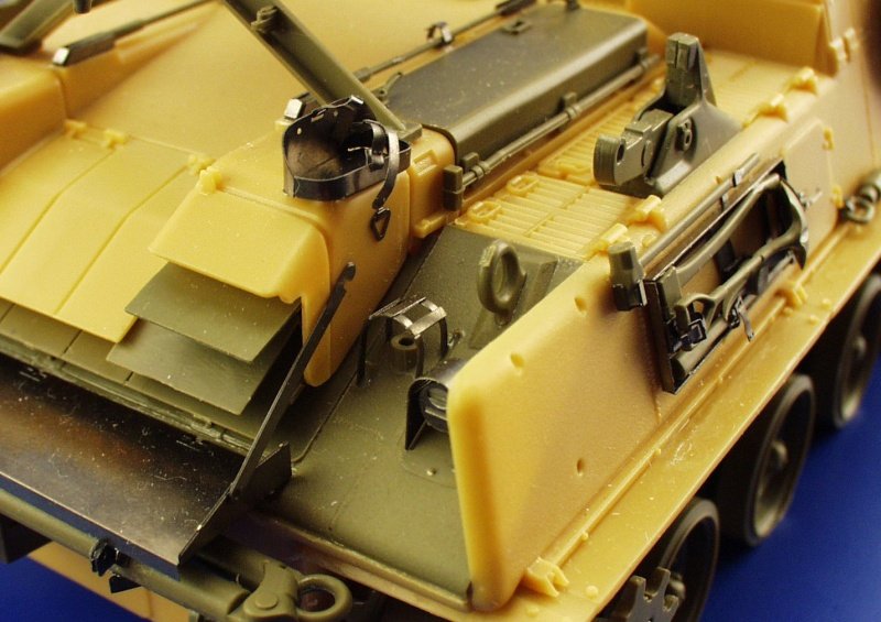 Eduard 35787 M-88 Recovery Tank AFV Club – image 6