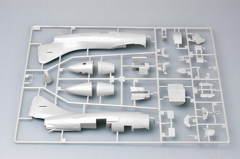Trumpeter 02834 US.NAVY F9F-3 PANTHER 1/48 – Bild 3