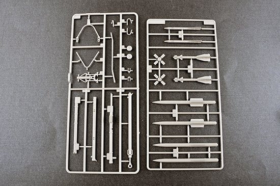 Trumpeter 03224 Russian Mikoyan MIG-29C Fulcrum 1/32 – image 12