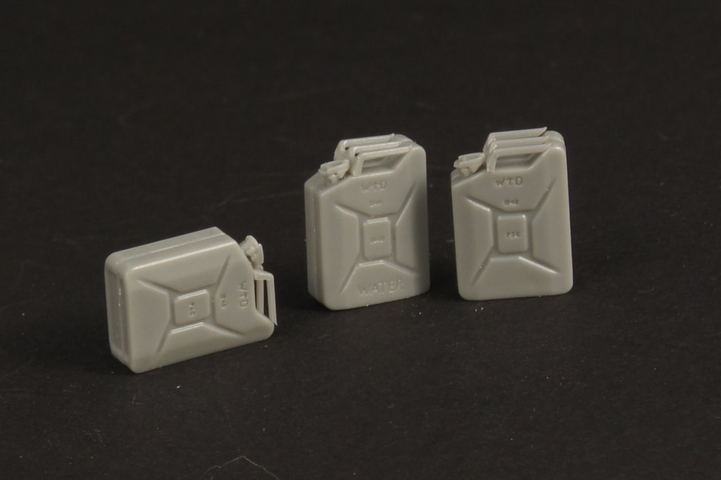 Panzer Art RE35-302 WWII British 20l canisters late pattern (12pcs) 1/35 – image 3