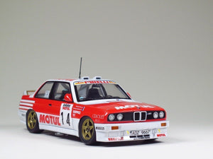 Aoshima 05061 BMW M3 E30 1989 Tour de Corse Rally Version 1/24 – obrázek 2