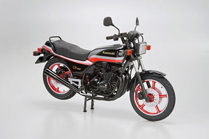 Aoshima 06267 Kawasaki KZ400M Z400GP 82 w/Custom Parts 1/12 – obrázek 2