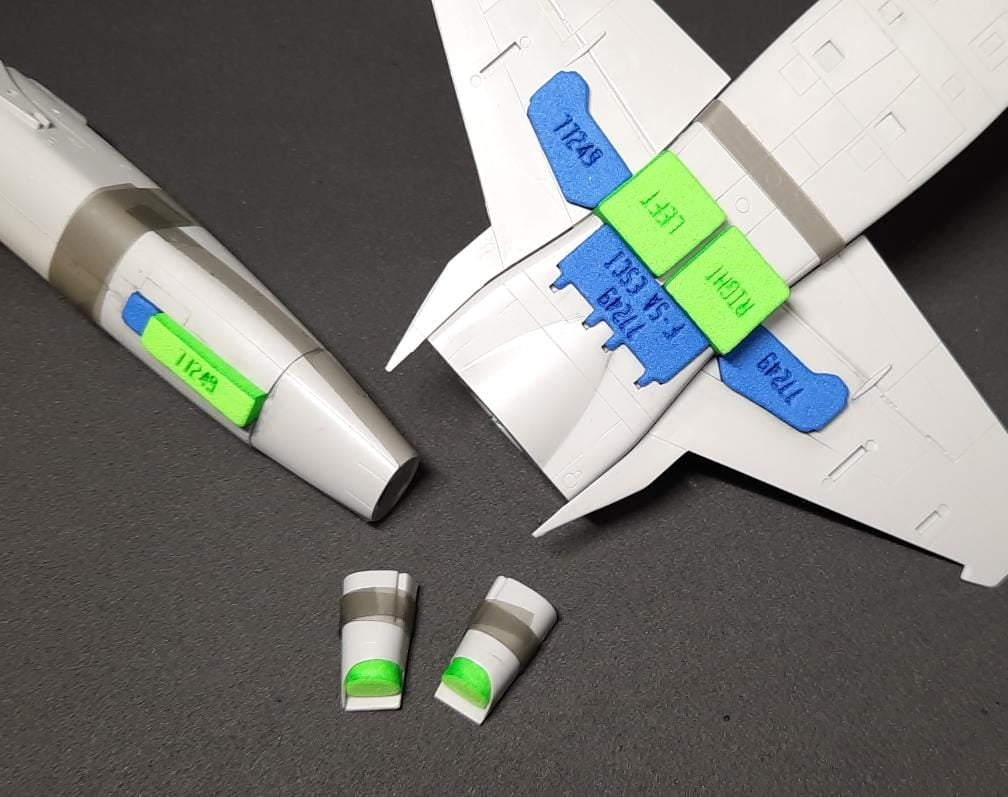 Omask 77249 F-5A/B wheel bay plugs (for Esci, Italeri, Revell, Wolfpack) 1/72 – image 2