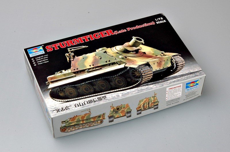 Trumpeter 07247 Sturmtiger (Late Production) 1/72 – image 4
