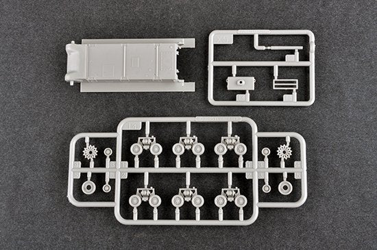 Trumpeter 07168 US M4A3E8 with 105mm M4 1/72 – zdjęcie 5