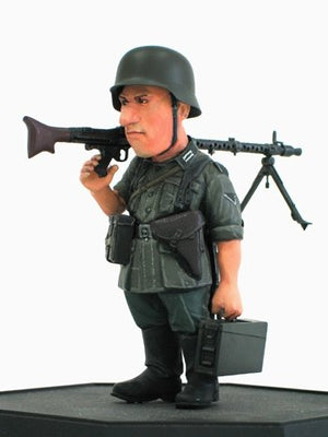 FineMolds FT6 WWII German Infantry Man &amp;amp; MG34 1/12 – image 2