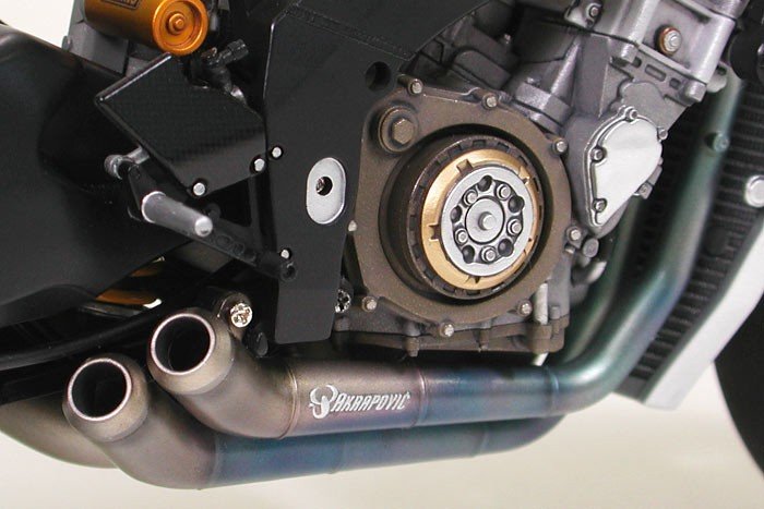 Tamiya 14109 Kawasaki Ninja ZX-RR 1/12 – image 8