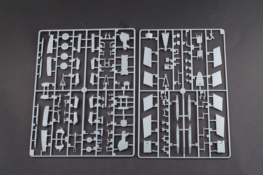 Hobby Boss 80365 F3H-2M Demon 1/48 – image 4