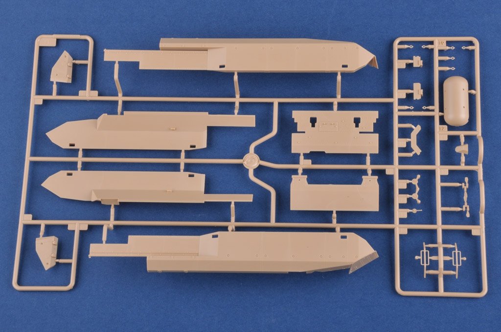 Hobby Boss 84502 Leopard C1A1 (Canadian MBT) 1/35 – obrázek 13