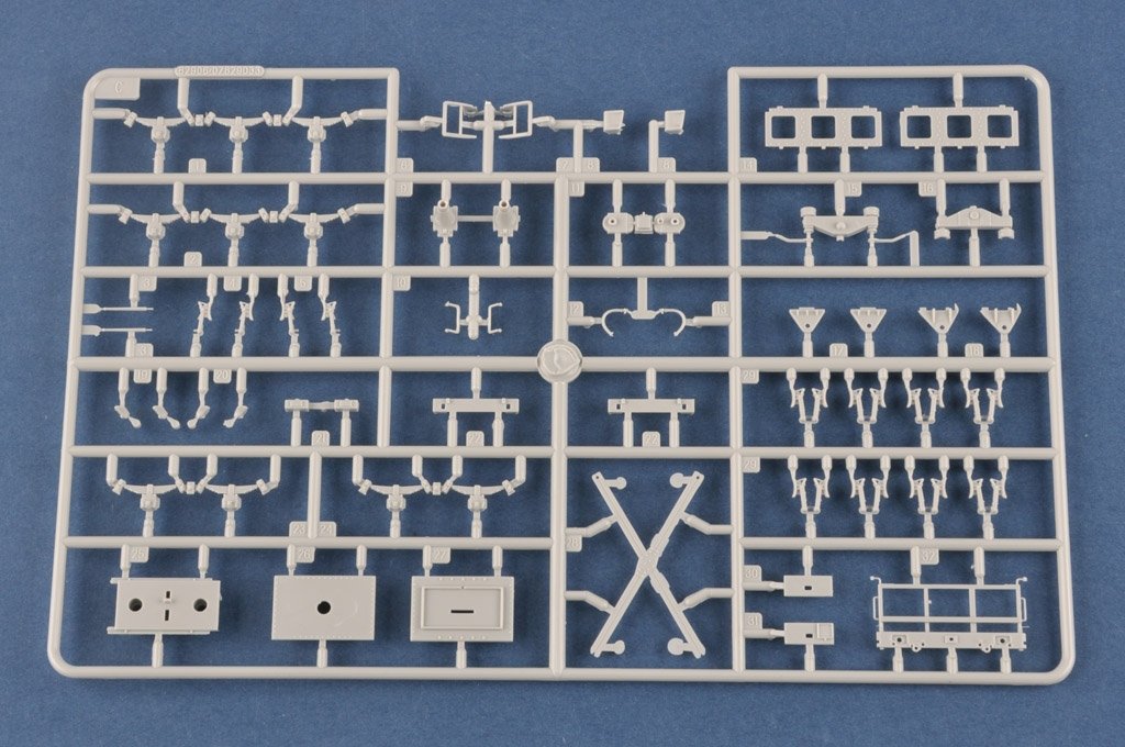 Hobby Boss 82961 German KARL-Geraet 040/041 on Railway Transport Carrier 1/72 – image 13