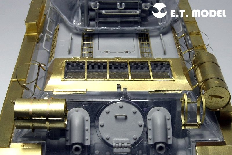 ET Model E35-020 WWII Soviet T-34/85 Basic (For AFV CLUB 35S56) (1/35) – image 4