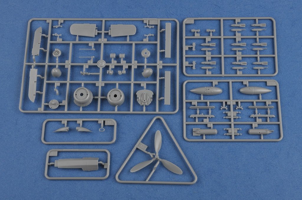 Hobby Boss 81721 Focke-Wulf FW190D-13 – Bild 6