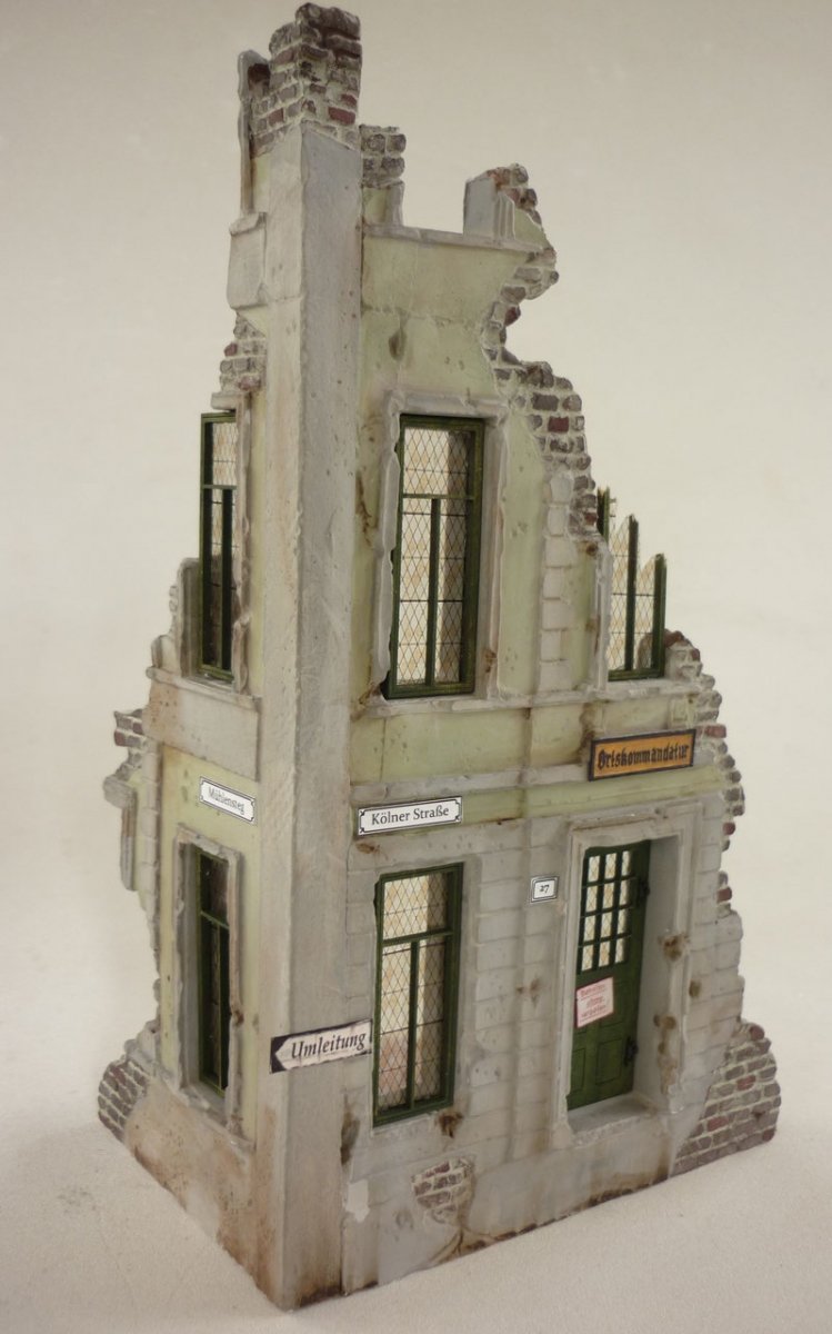 RT-Diorama 35256 Corner Ruin 1/35 – image 5