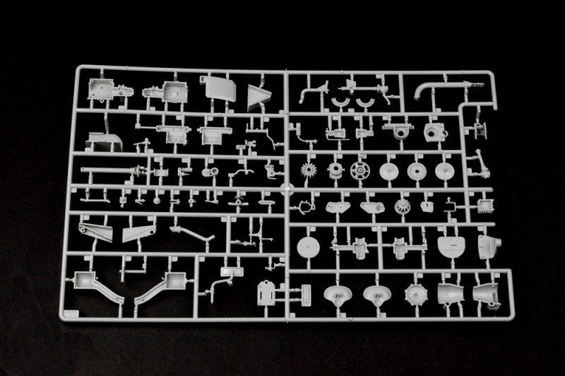 Trumpeter 00910 German Kingtiger 2in1 (Henschel Turret Porsche Turret) 1/16 – image 21
