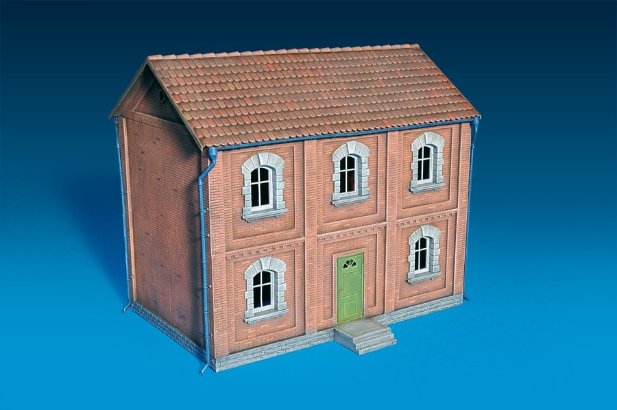 MiniArt 72026 Townhouse (Multi-Colored Kit) 1/72 – image 2