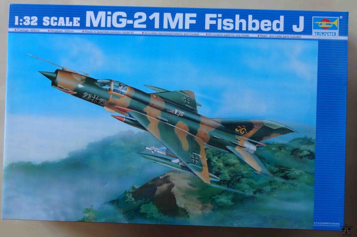 Trumpeter 02218 MiG-21MF Fishbed J 1/32