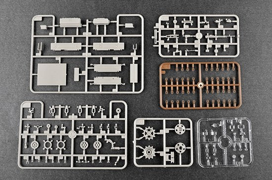 Trumpeter 09554 Russian BREM-1M Armored Recovery Vehicle 1/35 – image 6