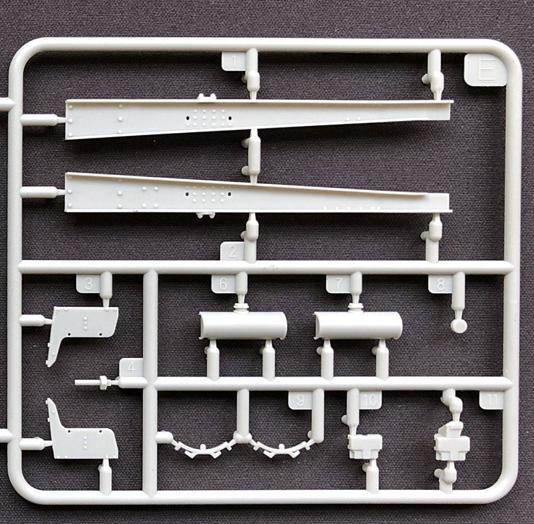 Thunder Model 35400 Russian ChTZ S60 Stalinetz 1/35 – image 11