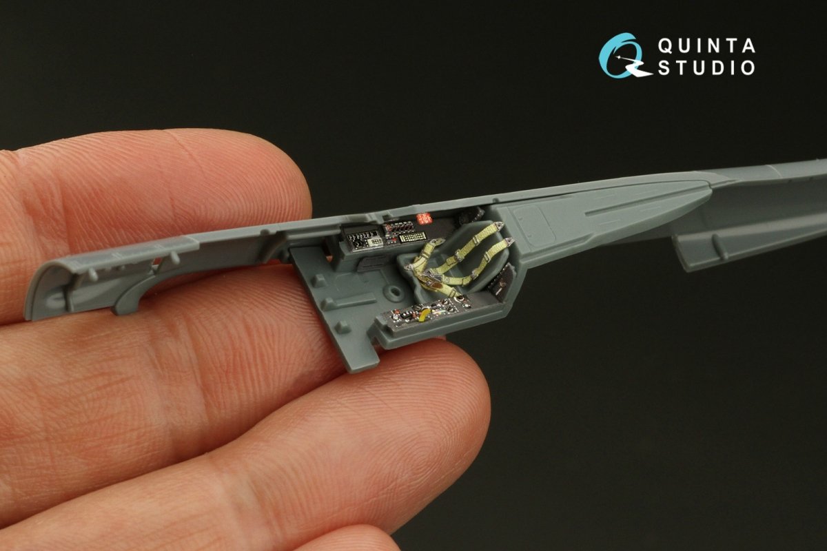Quinta Studio QD72041 Fw 190A-8 3D-Printed &amp;amp; colored Interior on decal paper (Eduard) 1/72 – image 8