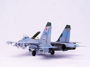 Trumpeter 02224 Soviet Sukhoi Su-27 Flanker B 1/32 – obrázek 6