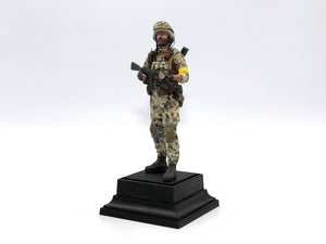 ICM 16104 Soldier of the Armed Forces of Ukraine 1/16 – image 13
