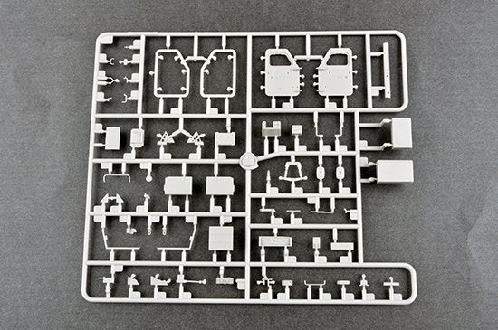 Trumpeter 01063 M4 Command and Control Vehicle (C2V) 1/35 – Bild 6