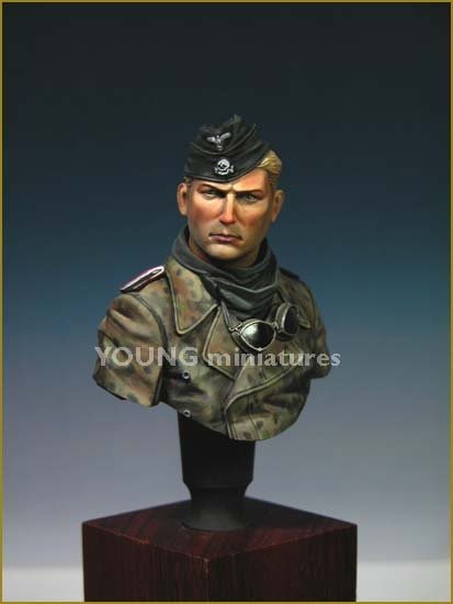 Young Miniatures YM1806 SS Panzer Crew WWII 1/10 – imagen 6