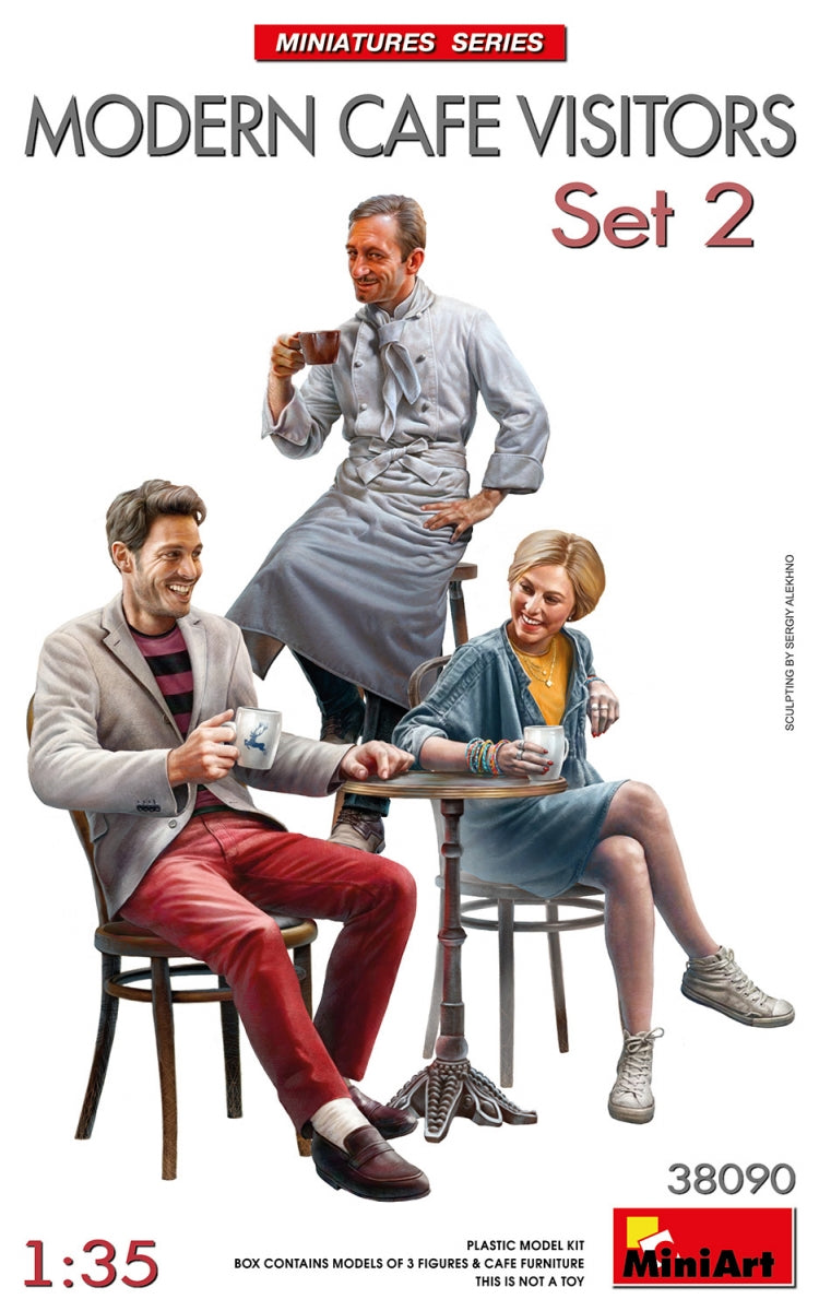 MiniArt 38090 MODERN CAFE VISITORS SET 2 1/35