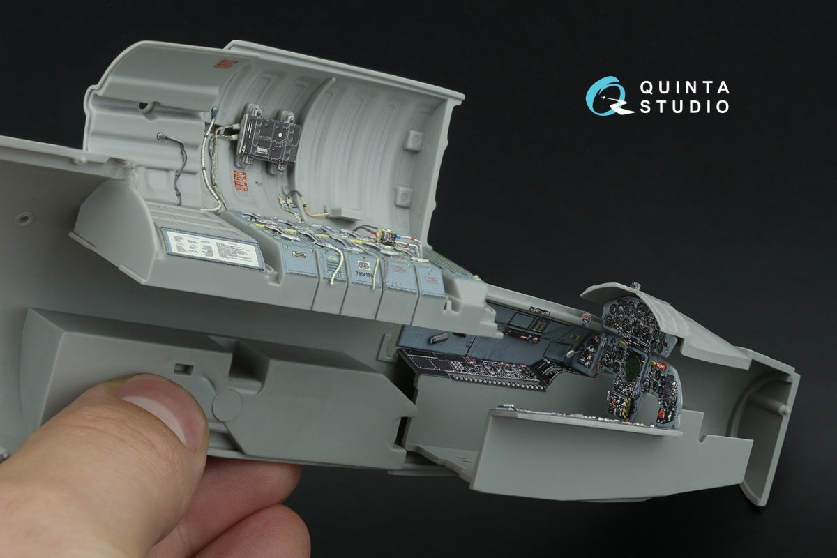 Quinta Studio QD32247 F-104C 3D-Printed &amp;amp; colored Interior on decal paper (Italeri) 1/32 – image 9