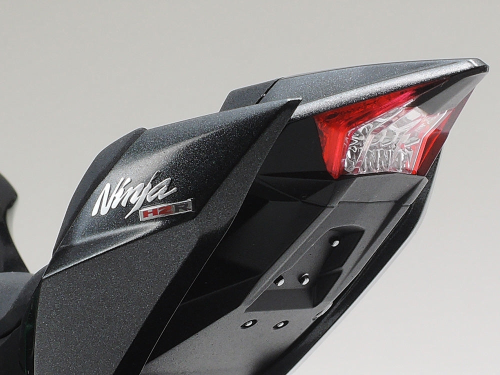 Tamiya 14131 Kawasaki Ninja H2R 1/12 – image 9